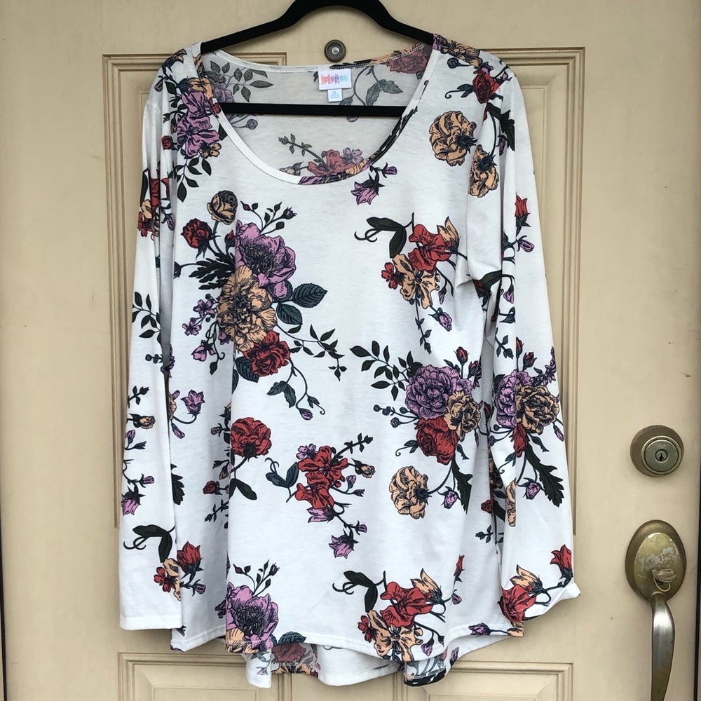 Lularoe Lynnae long sleeve tee